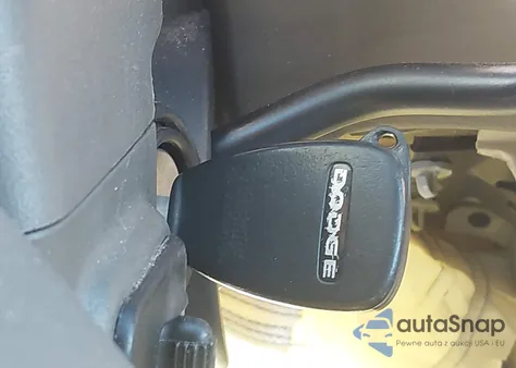 2005 Dodge Grand Caravan Sxt z USA, uszkodzony, nr VIN 2D4GP44L05R345647